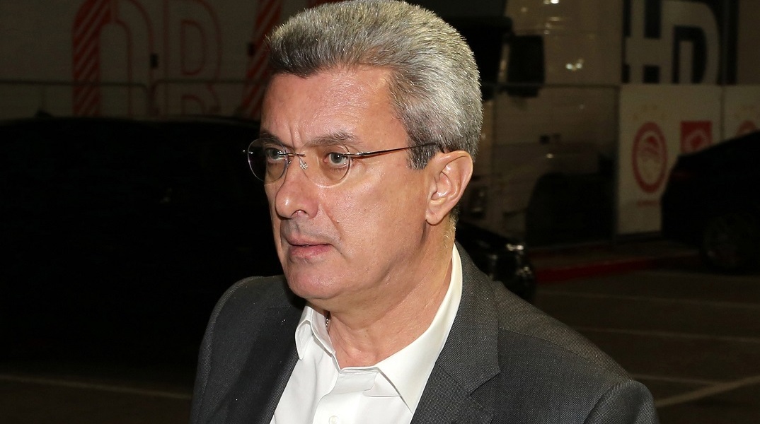 Ο Νίκος Χατζηνικολάου