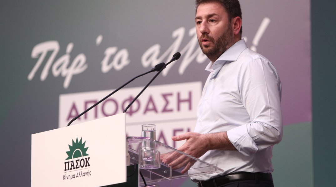 O Nίκος Ανδρουλάκης σε εκδήλωση της Νεολαίας ΠΑΣΟΚ-ΚΙΝΑΛ