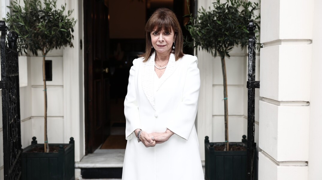 Η Πρόεδρος της Δημοκρατίας, Κατερίνα Σακελλαροπούλου, βρέθηκε στο Λονδίνο για τη στέψη του Καρόλου