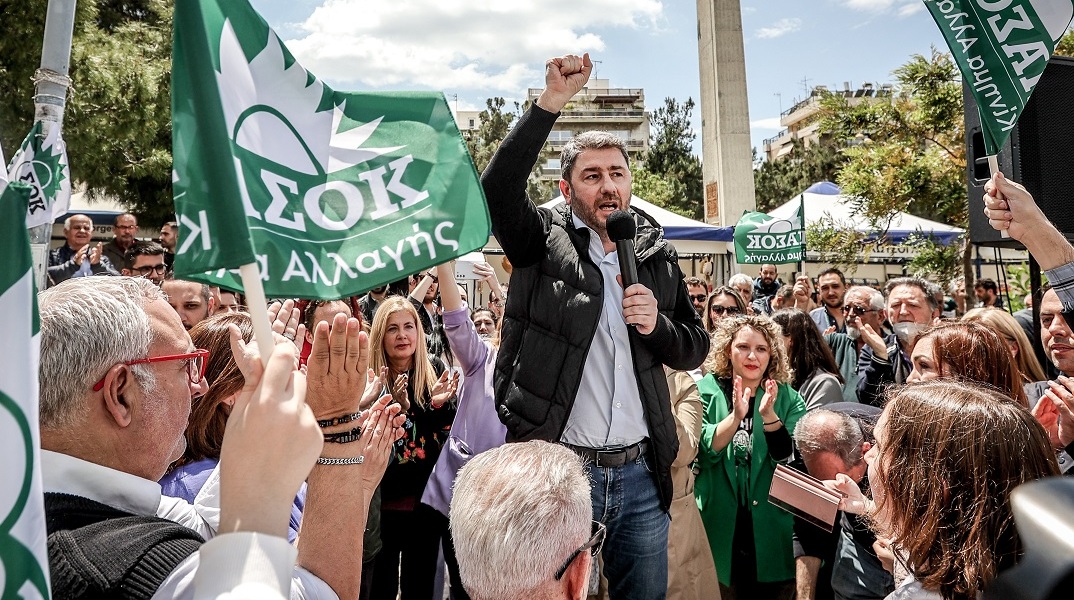 Ο Νίκος Ανδρουλάκης στη Νέα Σμύρνη