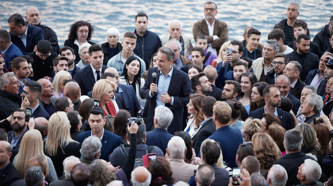 Ο Κυριάκος Μητσοτάκης στη Χαλκίδα