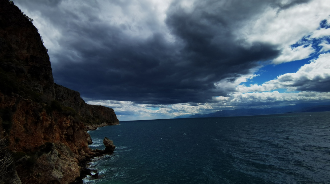 Έντονη συννεφιά στο Ναύπλιο