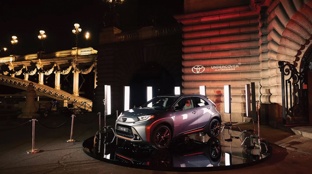 Toyota Aygo X UNDERCOVER: «Χάος» & «Ισορροπία» on the catwalk!  