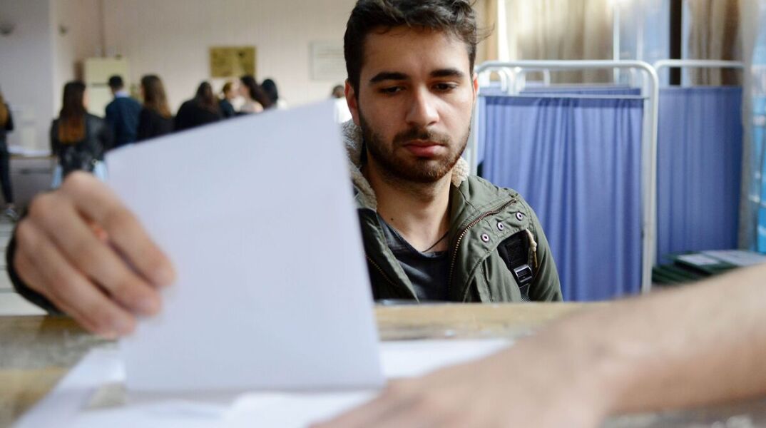 Δημοσκόπηση RASS: Προβάδισμα 6,6 μονάδων της ΝΔ έναντι του ΣΥΡΙΖΑ