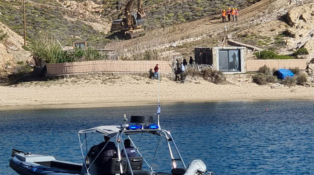 Κατεδάφιση αυθαιρέτου στη Μύκονο