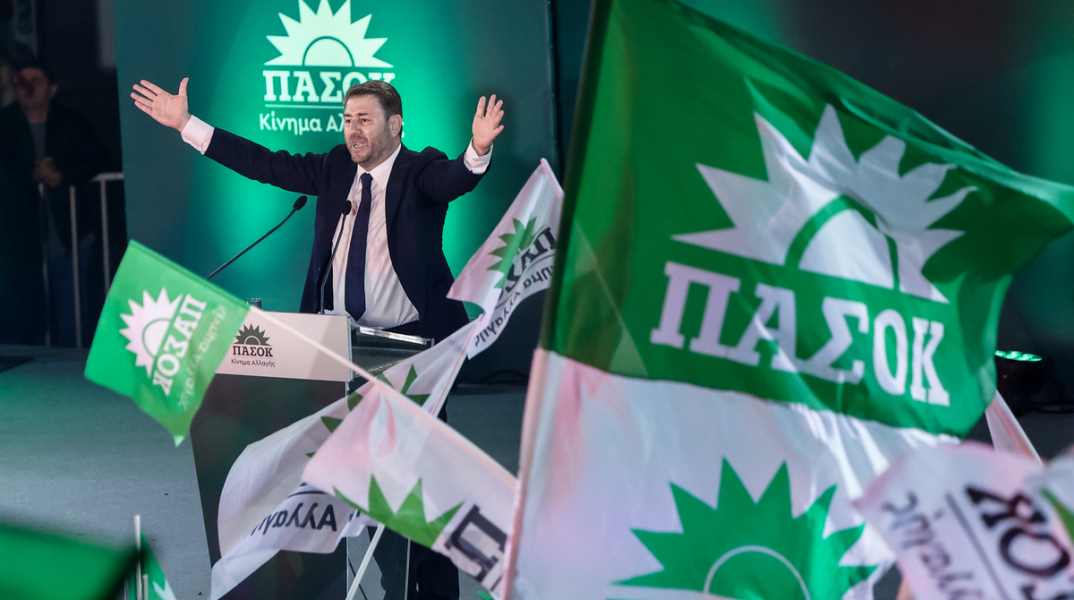 Ανδρουλάκης: Δεν υπάρχει ΠΑΣΟΚ δεκανίκι - Χαλάμε τα σχέδια του νόθου δικομματισμού