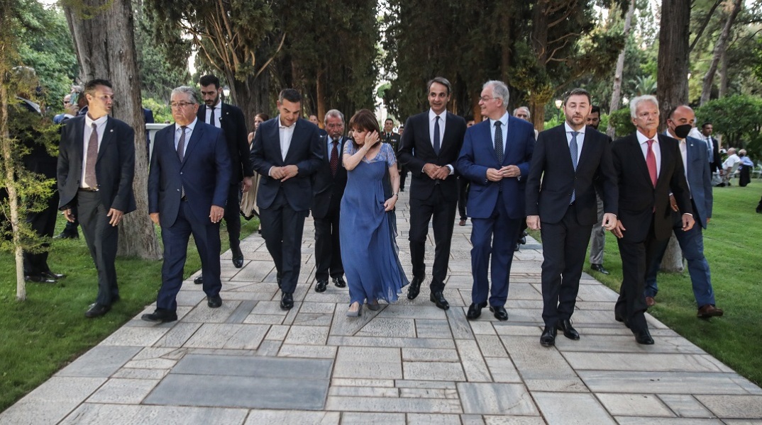 Εκλογές 2023: Σύσκεψη πολιτικών αρχηγών αύριο το πρωί συγκαλεί η Σακελλαροπούλου