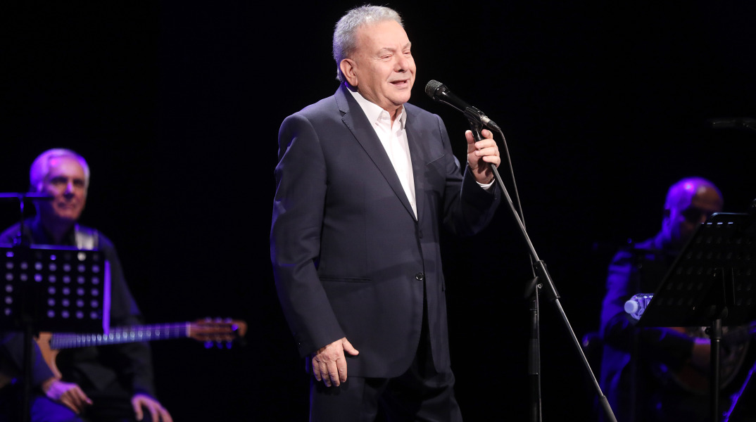 Ο Μανώλης Μητσιάς