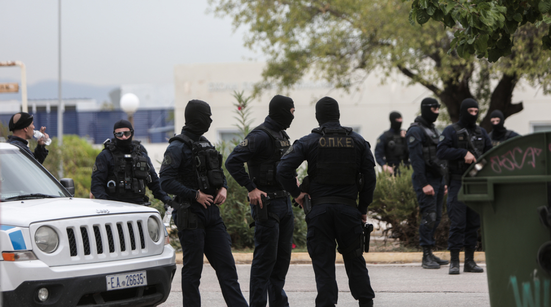 Πολυτεχνειούπολη Ζωγράφου: Στα χέρια της ΕΛ.ΑΣ. συμμορία ανηλίκων