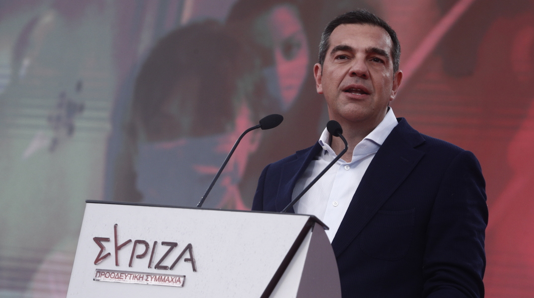 Ο Αλέξης Τσίπρας παρουσιάζει το σχέδιο του ΣΥΡΙΖΑ για το ΕΣΥ