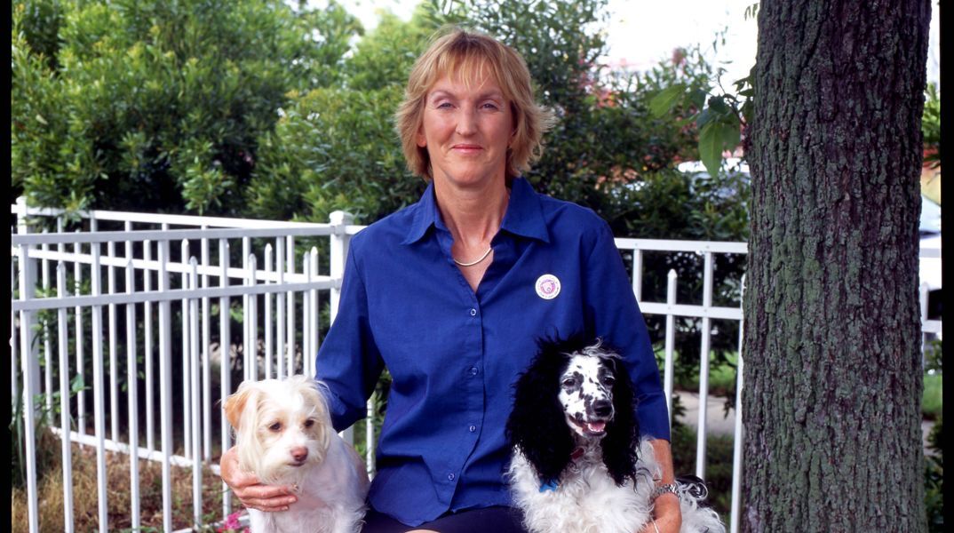 Ingrid Newkirk: Η ιδρύτρια της Peta έχει συντάξει μια συμβολική διαθήκη που αποτελεί την απόλυτη κίνηση διαμαρτυρίας και ακτιβισμού.