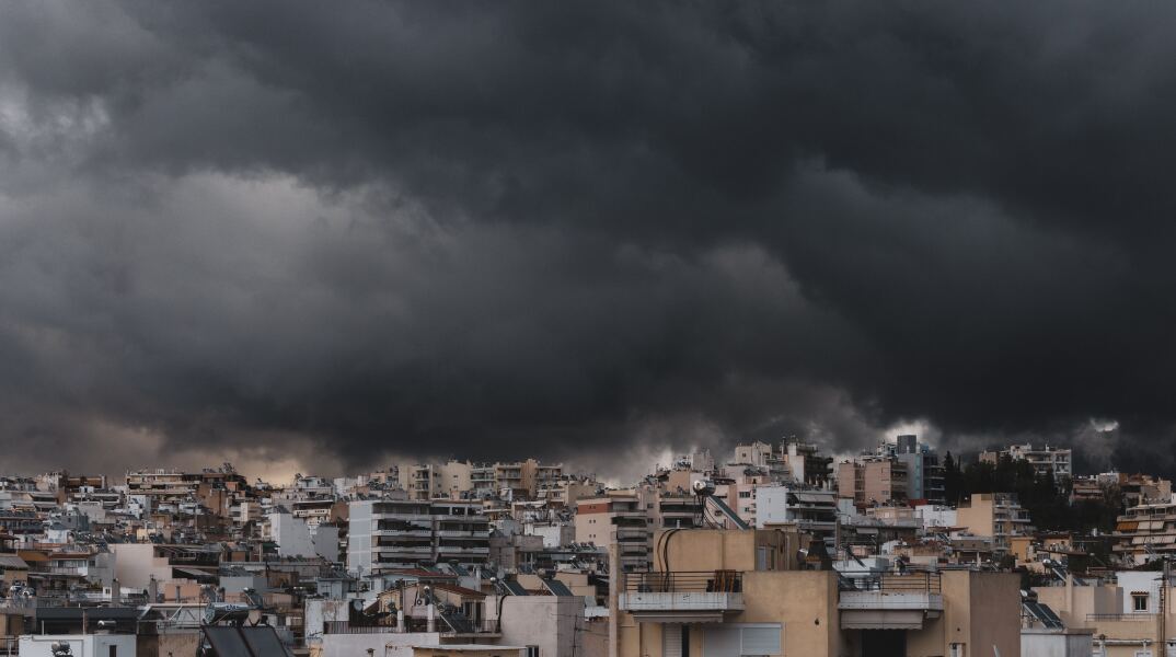 «Βαριά» σύννεφα στην Αθήνα