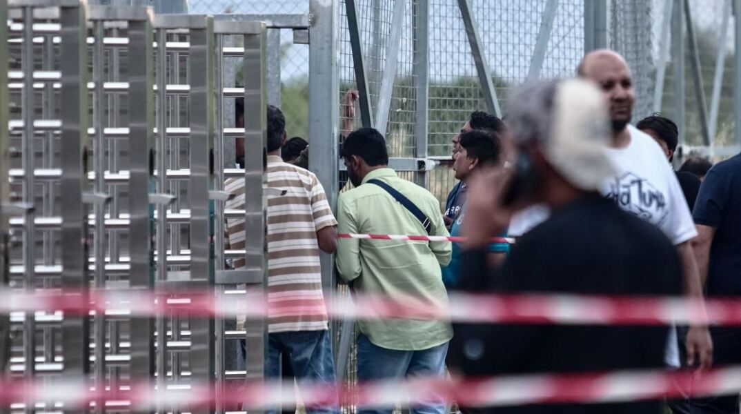 Διπλό δράμα για διασωθέντες και συγγενείς προσφύγων μετά το ναυάγιο της Πύλου