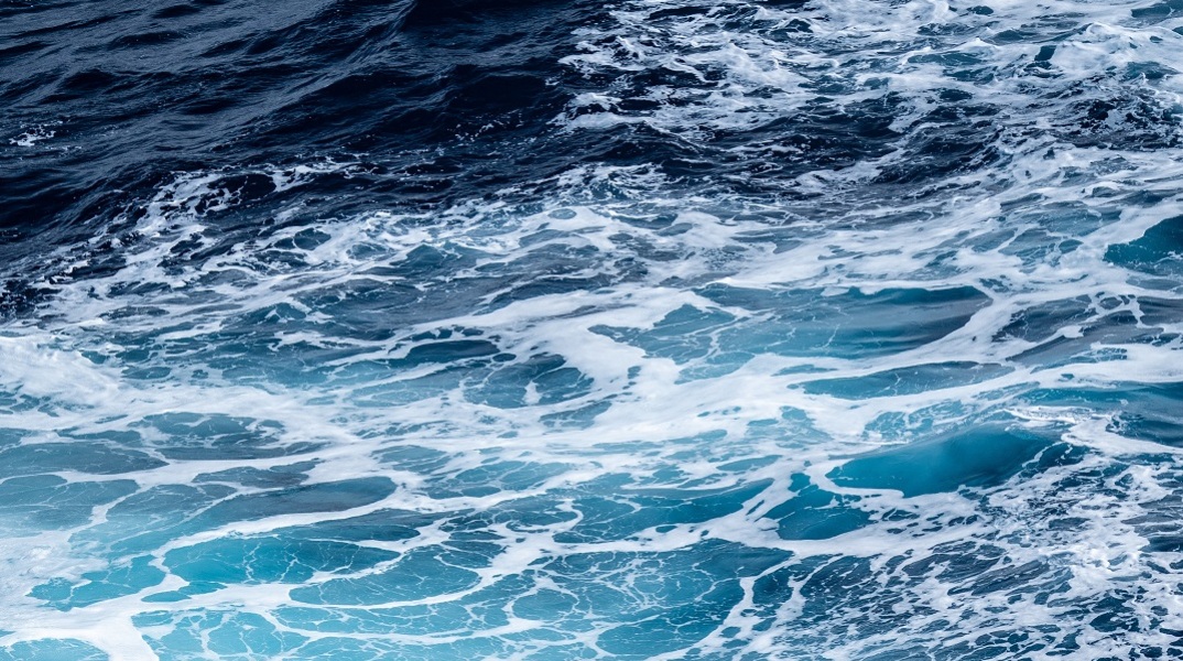 Λευκάδα: Ο 50χρονος που πνίγηκε φέρεται να προσπάθησε να βγάλει σέλφι στα κύματα