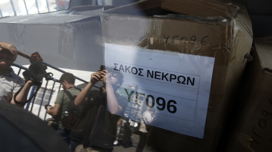 Στιγμιότυπο από το λιμάνι της Καλαμάτας μετά το ναυάγιο στην Πύλο