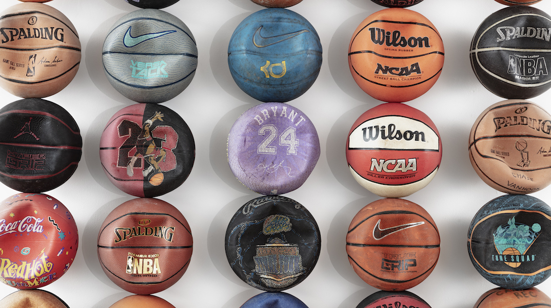 Tyrrell Winston: Παρουσίαση της έκθεσής του New Religion, True Religion, Bigger than the Pope στην Allouche Benias.