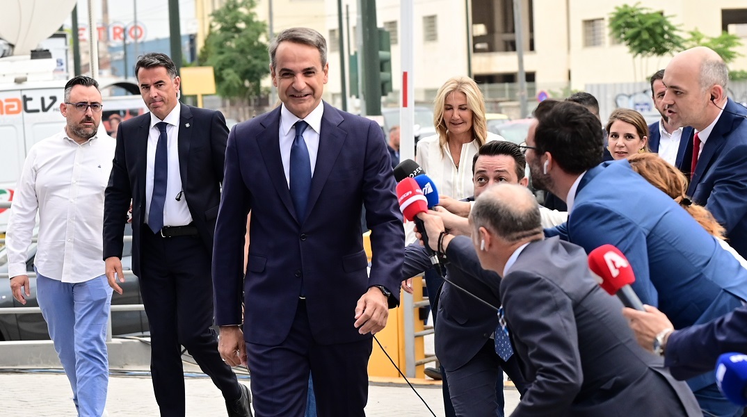 Εκλογές 2023 - Διεθνή ΜΜΕ: Συντριπτική νίκη Μητσοτάκη