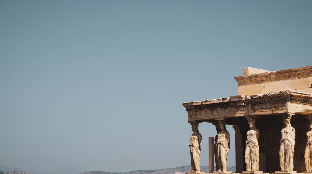 Το Ερέχθειο με τις Καρυάτιδες