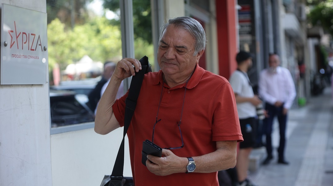 Μπίστης εναντίον Σπίρτζη: «Η πρόταση που έκανε είναι αυτοκτονική»