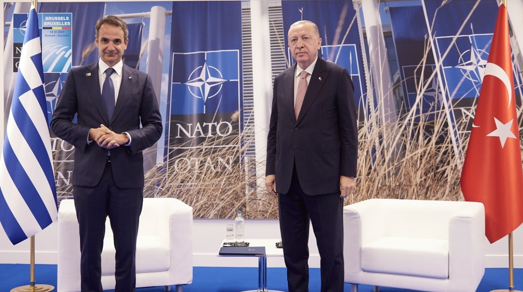 Ο Κυριάκος Μητσοτάκης με τον Ρετζέπ Ταγίπ Ερντογάν