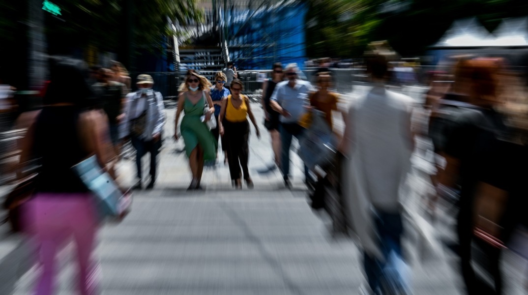 Αυξήσεις στους δημοσίους υπαλλήλους: Έτσι θα εφαρμοστούν