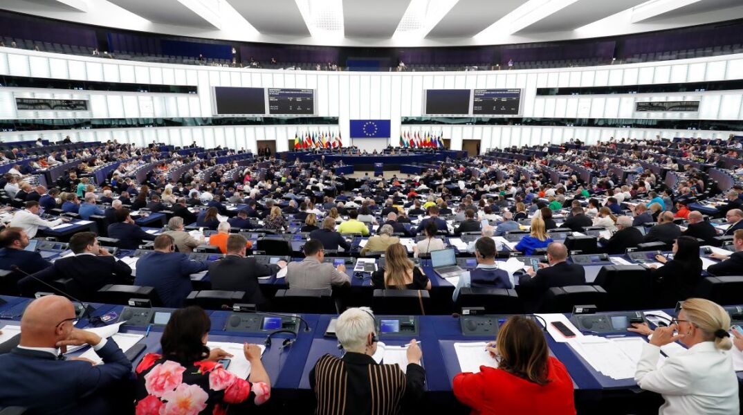 Φρέντυ Μπελέρης: Ψήφισμα του Ευρωκοινοβουλίου για την αποφυλάκισή του