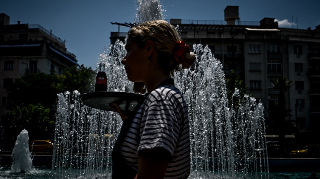 Καύσωνας Κλέων: Έκτακτα μέτρα και στον ιδιωτικό τομέα