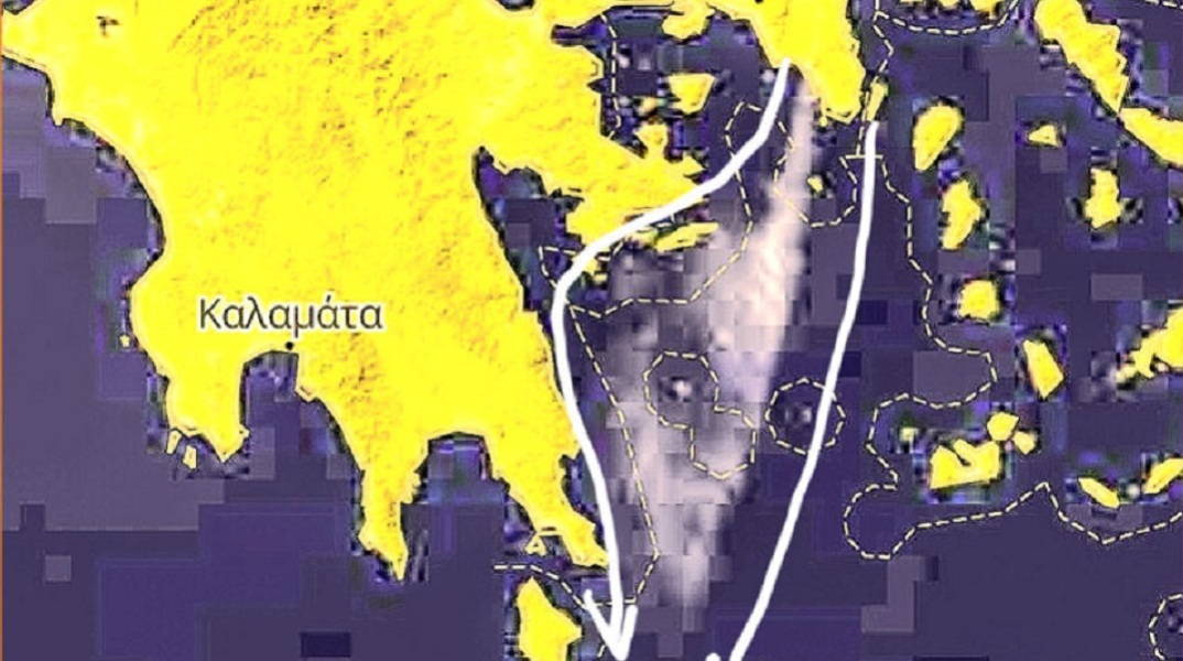 Φωτιά στον Κουβαρά: Ο καπνός έφτασε σχεδόν στα Κύθηρα
