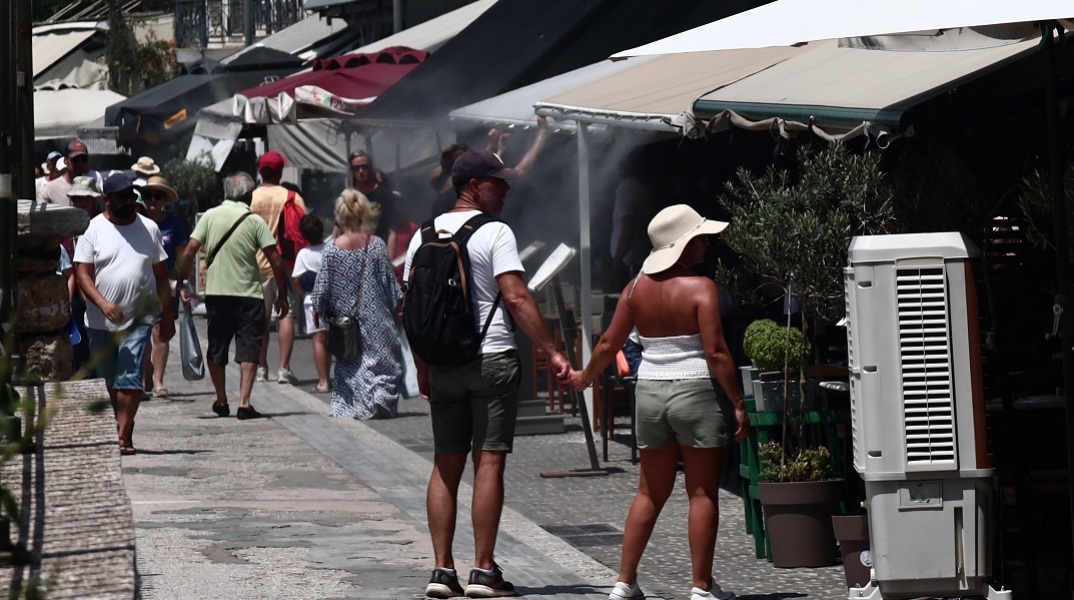 Καιρός αύριο: Ζέστη και μποφόρ την Τρίτη