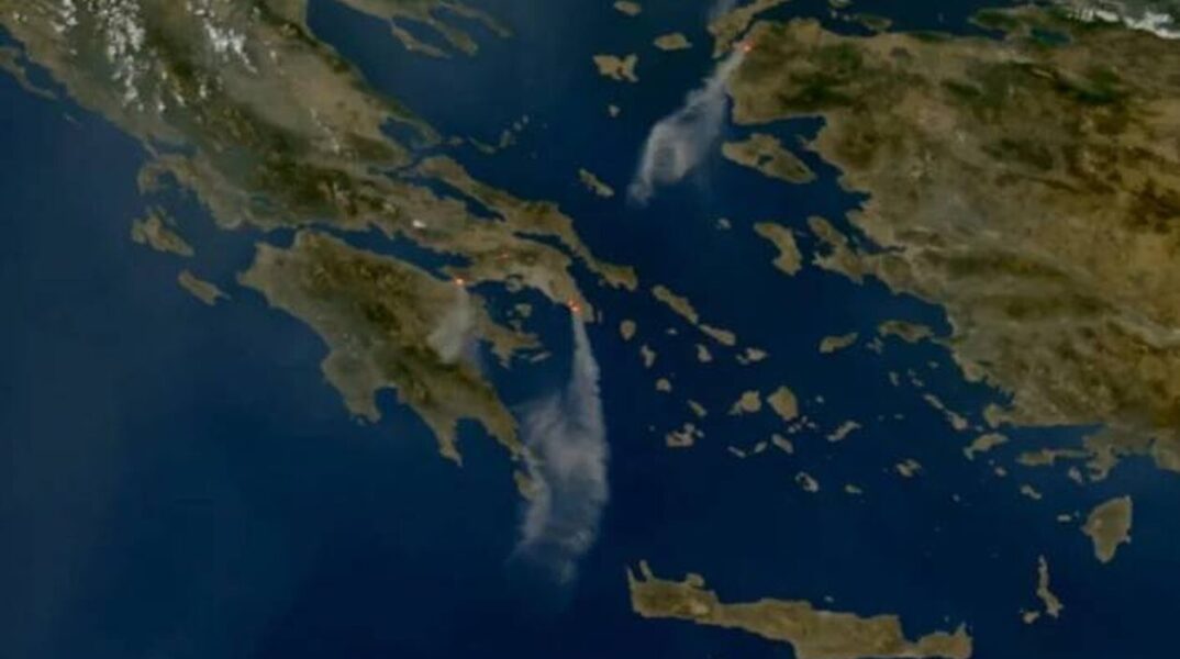 Timelapse με τις φωτιές στην Ελλάδα