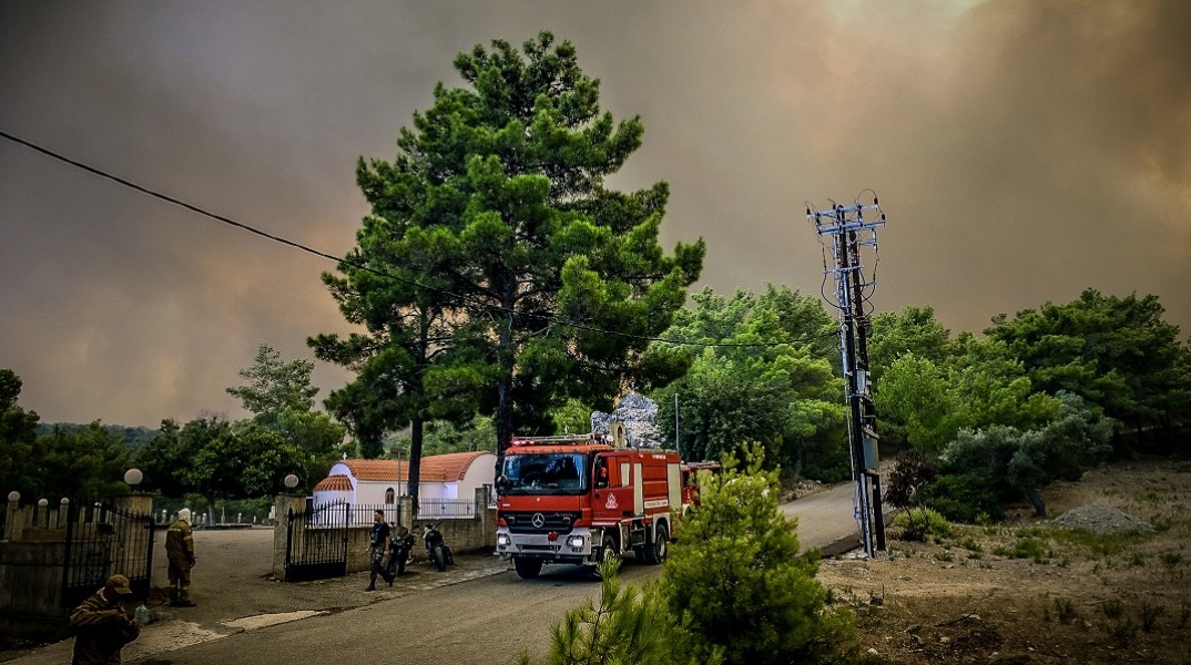 Φωτιά στη Ρόδο - Αρτοποιός: Οι πυρκαγιές μπαίνουν από ανθρώπινο χέρι
