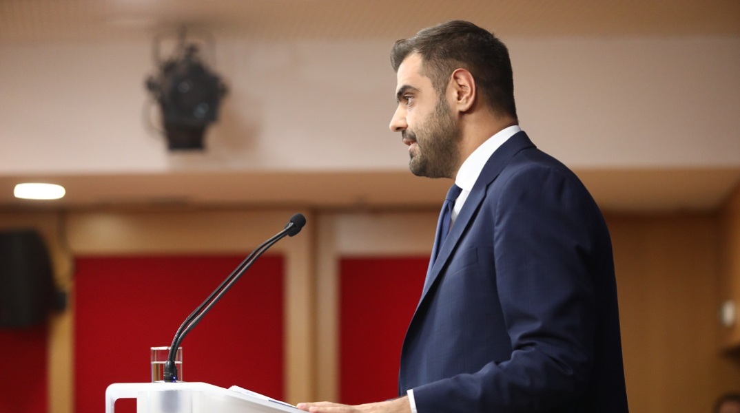 Μαρινάκης για Κασιδιάρη: Αν εκλεγεί, θα τεθεί αυτοδικαίως σε αργία