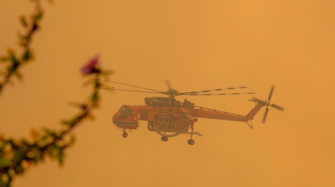 Κανένας εφησυχασμός στα πύρινα μέτωπα - Η κατάσταση σε Ρόδο, Κέρκυρα, Μαγνησία και Κάρυστο