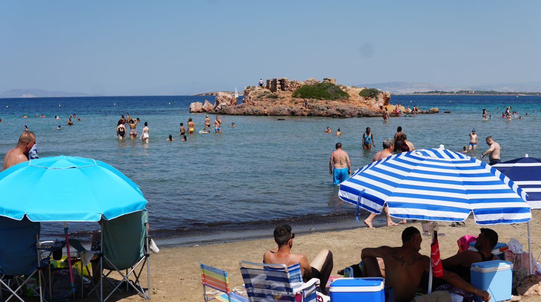 Η παραλία Καβούρι