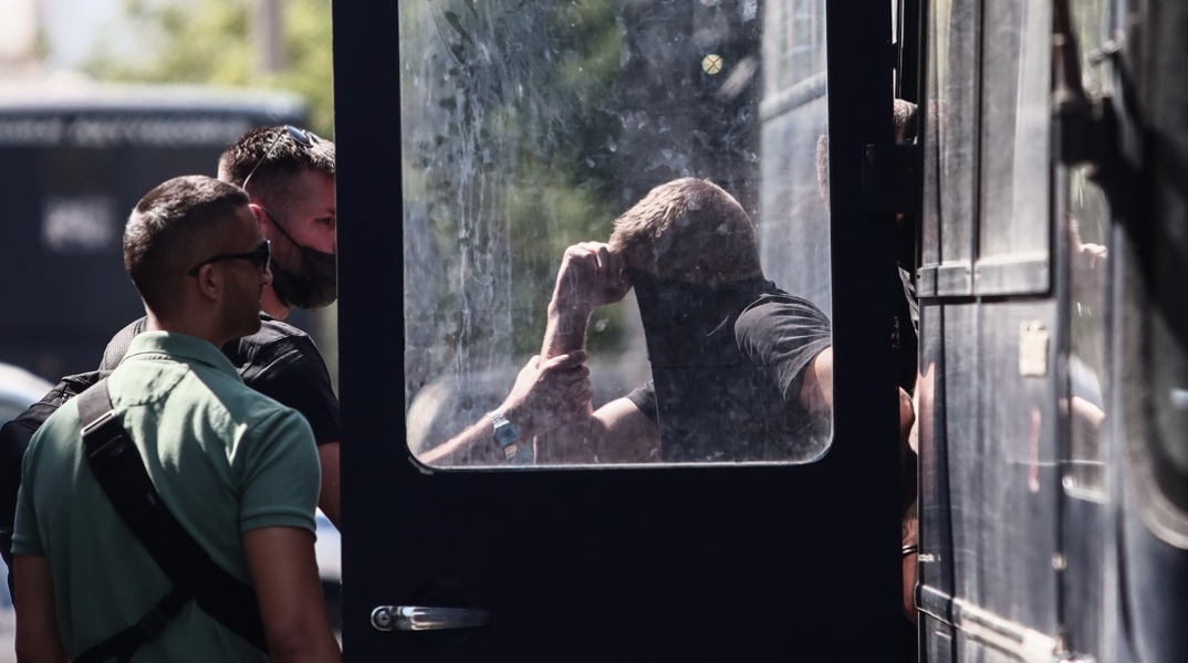 Δολοφονία Κατσούρη: Ελεύθερος ο 43χρονος Έλληνας οπαδός