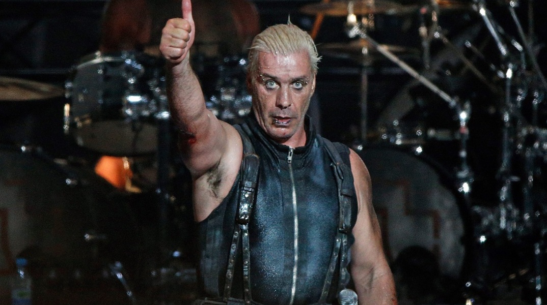 Ο τραγουδιστής των Rammstein, Τιλ Λίντεμαν