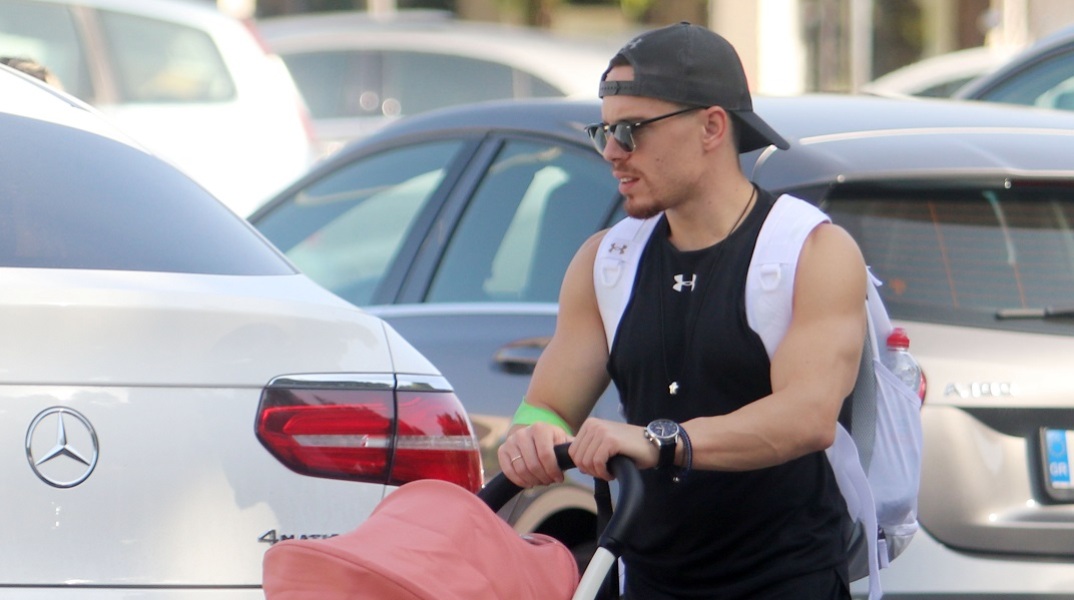 Πετρούνιας: Γυμνάζεται με την κόρη του - Το βίντεο στο Instagram