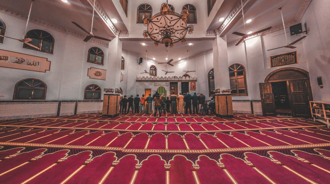 Εσωτερικό τεμένους