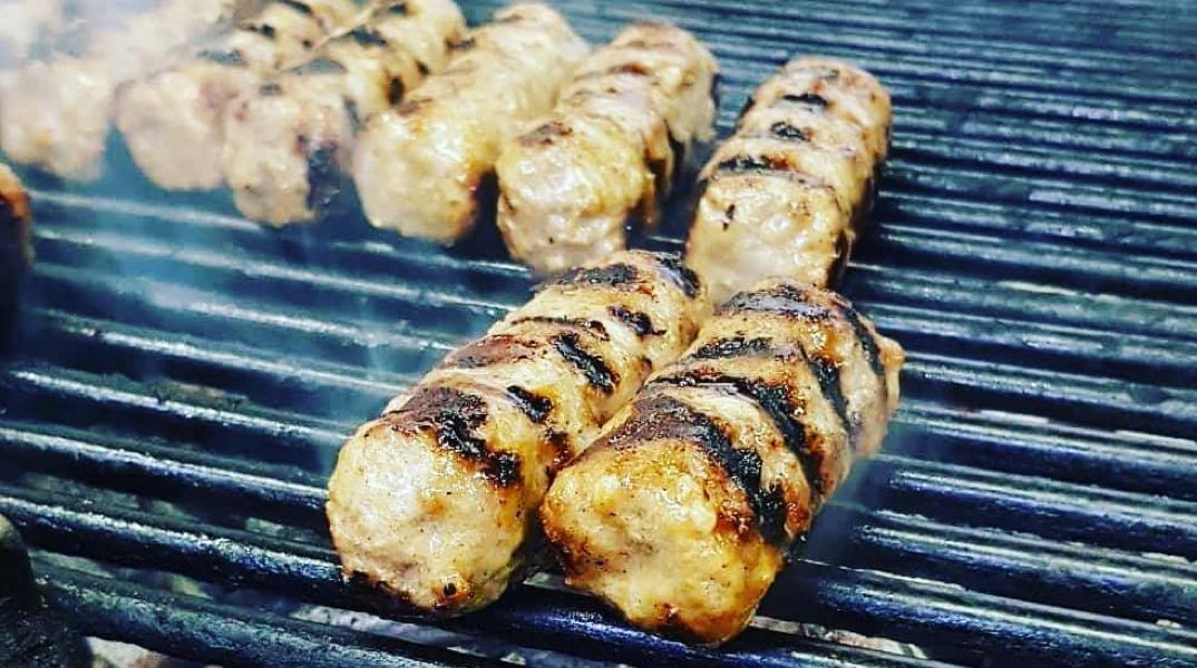 Εστιατόριο Διάβαση για γύρο και σουτζουκάκι σπέσιαλ