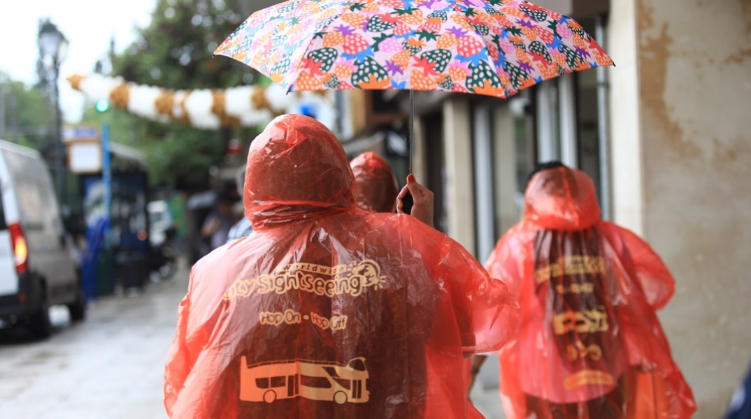 Καιρός σήμερα: Συνεχίζεται η κακοκαιρία Daniel - Ισχυρές καταιγίδες