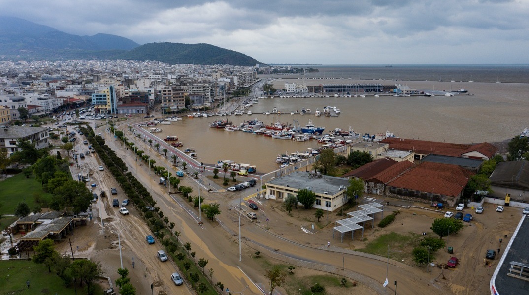 Κακοκαιρία Daniel: Ο Βόλος από ψηλά σε βίντεο από drone