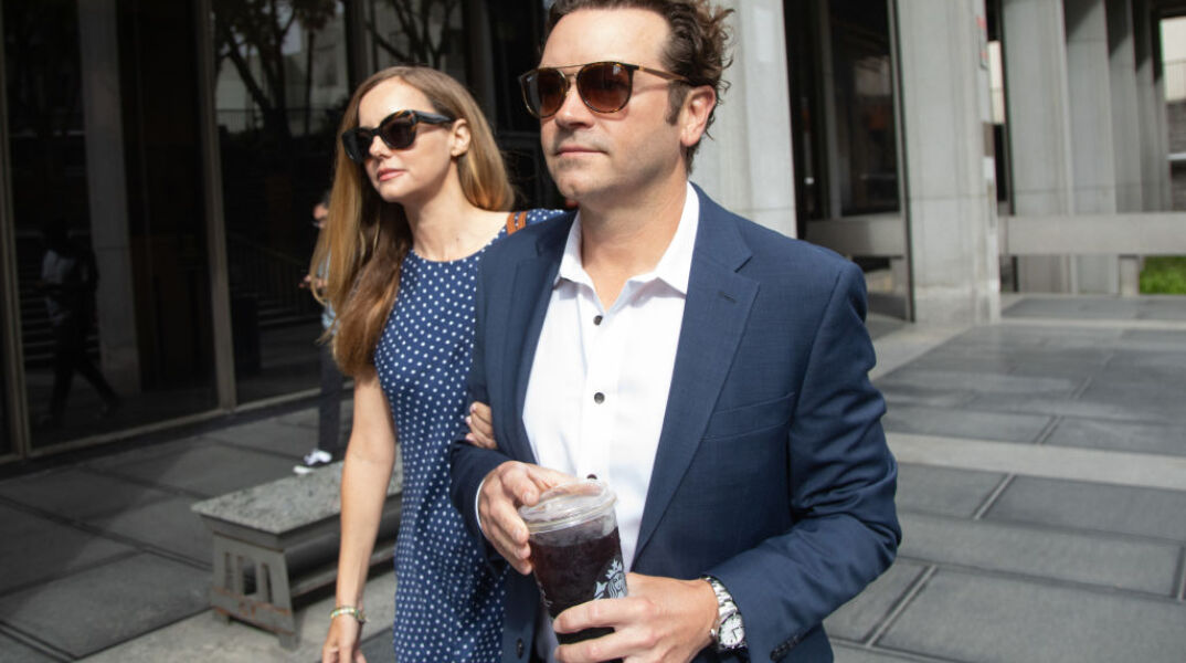 Ο ηθοποιός Danny Masterson προσέρχεται στο δικαστήριο