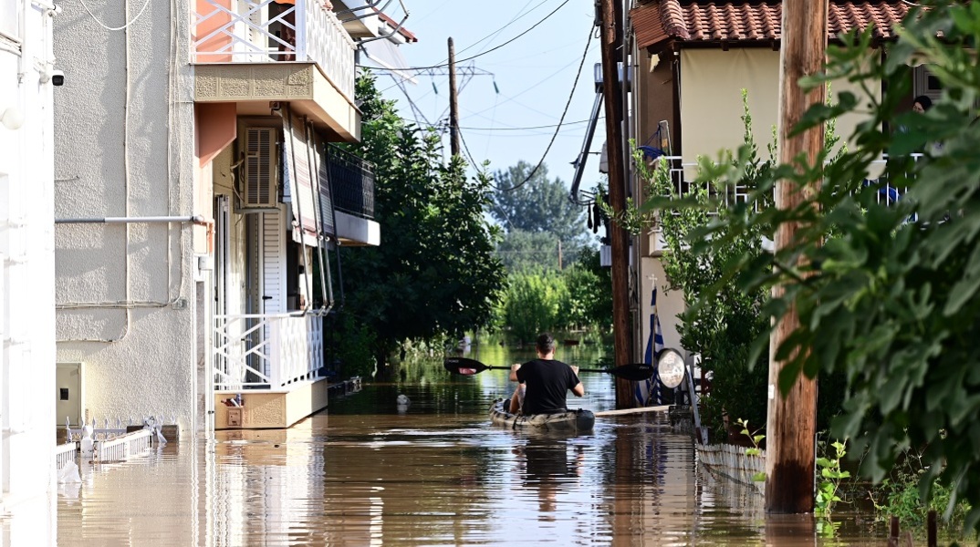 Κακοκαιρία Daniel - Λάρισα: Μήνυμα 112 για έξι περιοχές