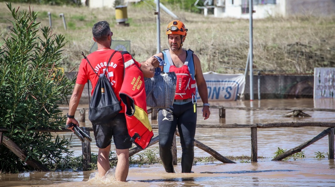 Κακοκαιρία Daniel - Πυροσβεστική: «Δεν κινδυνεύουν άνθρωποι στην Καρδίτσα»