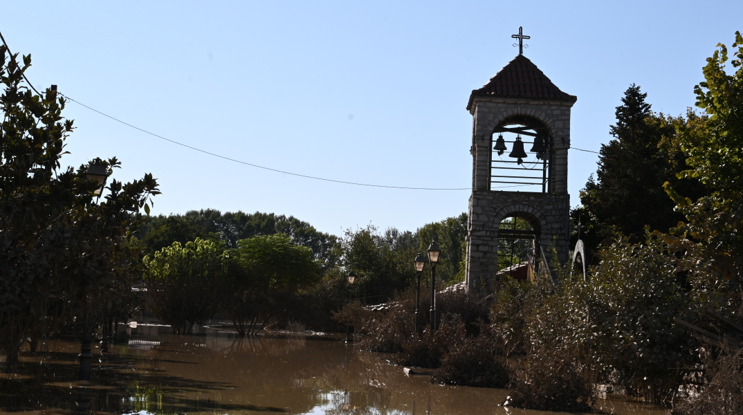 Καταστροφές στη Μεταμόρφωση Καρδίτσας από τις πλημμύρες