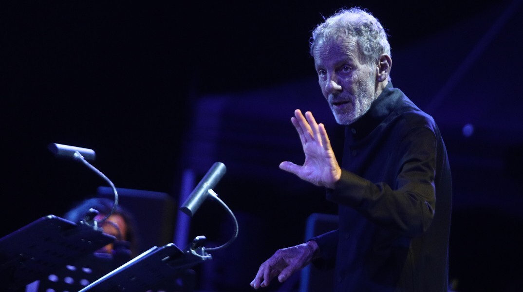 Μαγική βραδιά στο Θέατρο Λυκαβηττού με τον Σταύρο Ξαρχάκο