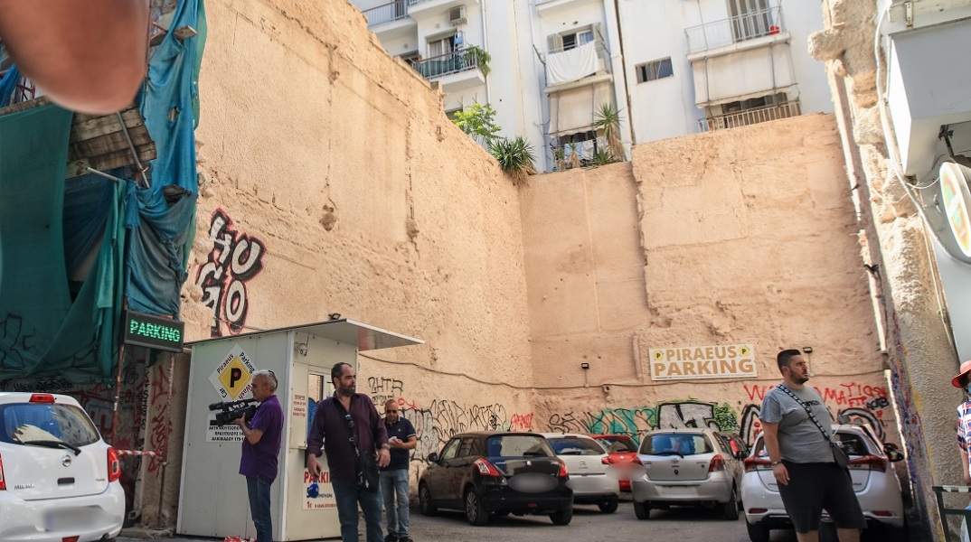Το πάρκινγκ στον Πειραιά όπου ο 68χρονος δολοφόνησε τον 39χρονο