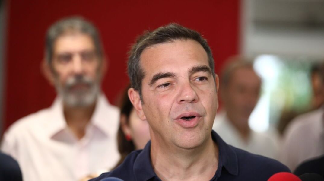 Επικοινωνία Τσίπρα με Κασσελάκη και Αχτσιόγλου