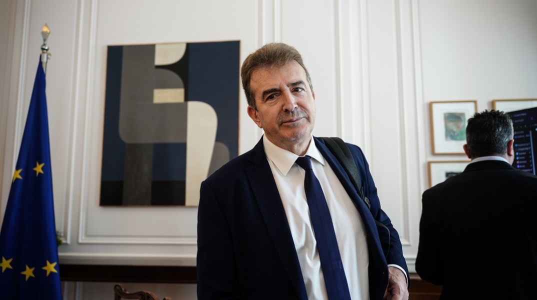 Ο Μιχάλης Χρυσοχοΐδης