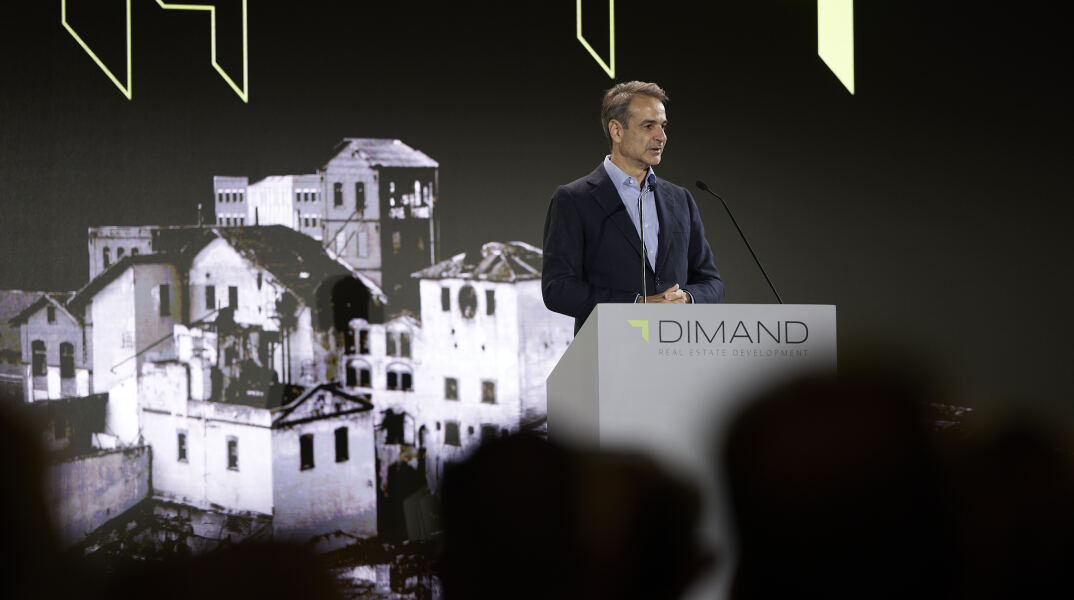 Ο πρωθυπουργός στην παρουσίαση για την ανάπλαση των πρώην εγκαταστάσεων της ζυθοποιίας ΦΙΞ στη Θεσσαλονίκη